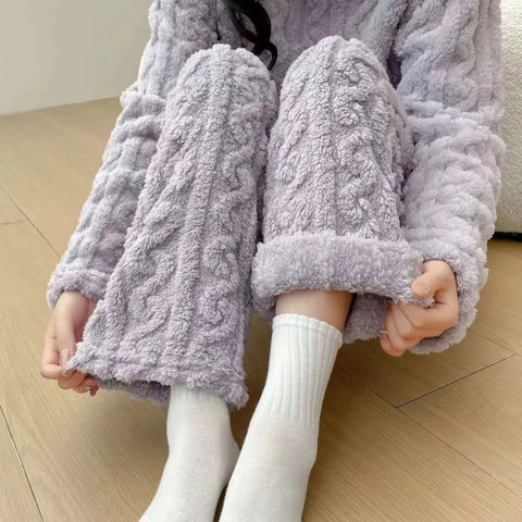 Autumn And Winter New Twist Zipper Couple Fleece-lined Thick Coral Fleece Pajamas