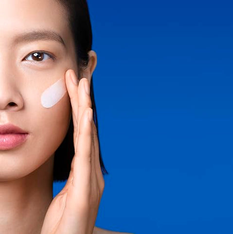 La Roche-Posay Anthelios UVMune 400 Ultra-Light Invisible Fluid, Non-Perfumed Sun screen for Sensitive Skin SPF50+ 50ml