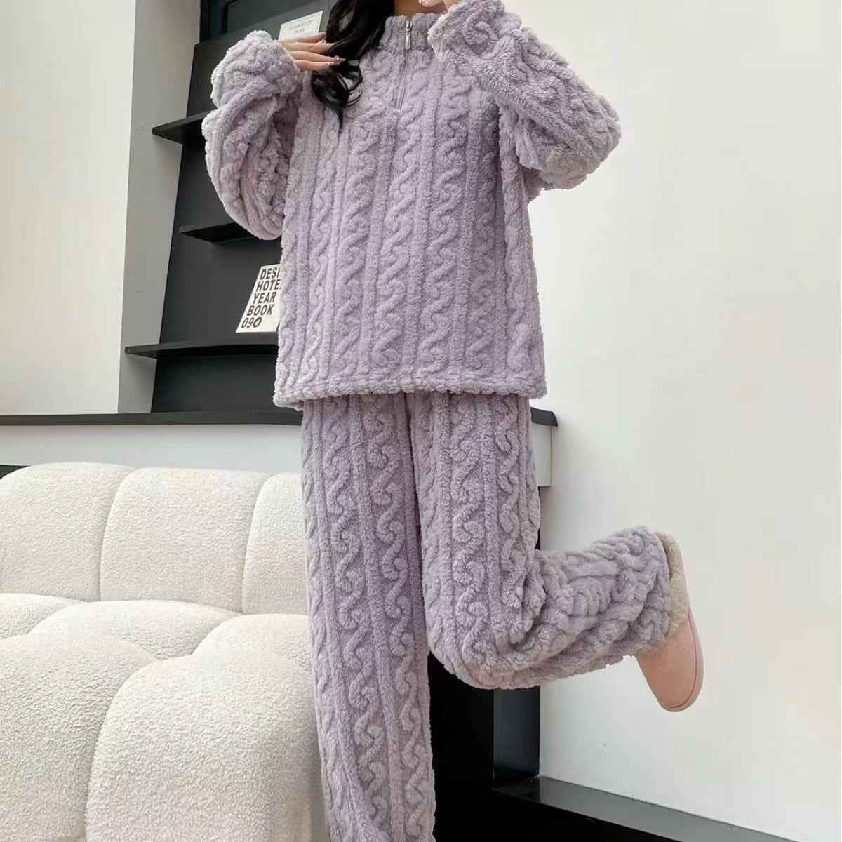 Autumn And Winter New Twist Zipper Couple Fleece-lined Thick Coral Fleece Pajamas