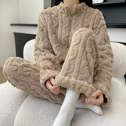 Autumn And Winter New Twist Zipper Couple Fleece-lined Thick Coral Fleece Pajamas