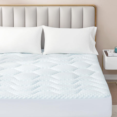 EHEYCIGA Memory Foam Mattress Topper Double Bed, Gel Mattress Pad with Extra Deep Pocket, Breathable Mattress Cover, 135x190x3cm, White