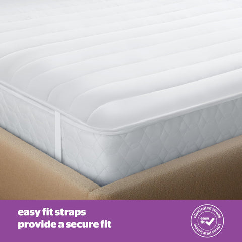 Silentnight Deep Sleep Mattress Topper Double Bed - Soft Supportive Comfortable Durable Bed Topper with Easy Fit Elasticated Straps - Hypoallergenic and Machine Washable - Double - 190x135cm